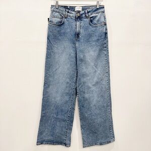 Lola Milan High Rise Wide Leg Jeans Light Wash Size 29